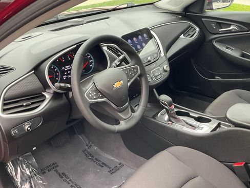Used 2024 Chevrolet Malibu RS w/ LPO, Floor Liner Package FWD image 11