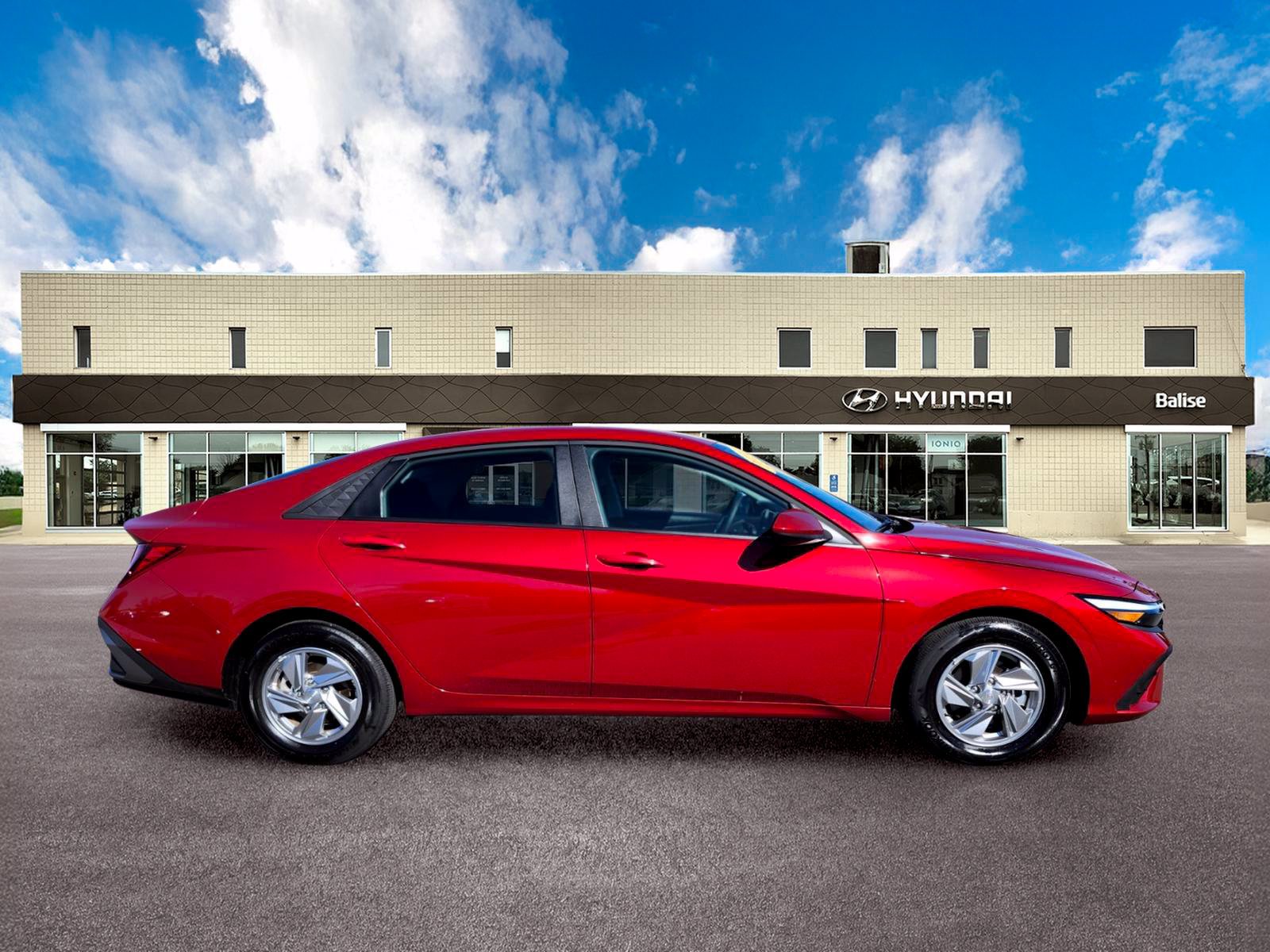 Certified 2026 Hyundai Elantra SE FWD image 2