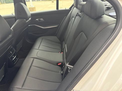 Used 2020 BMW 330i xDrive Sedan w/ Convenience Package AWD/4WD image 21