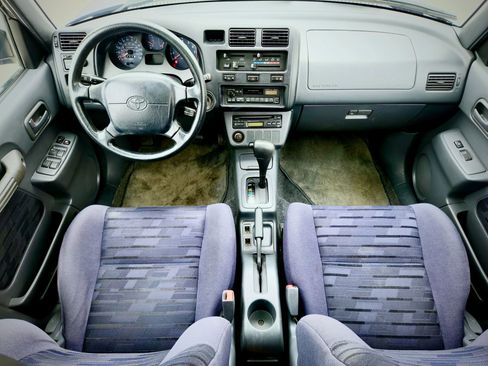 Used 1997 Toyota RAV4 4WD 4-Door image 35