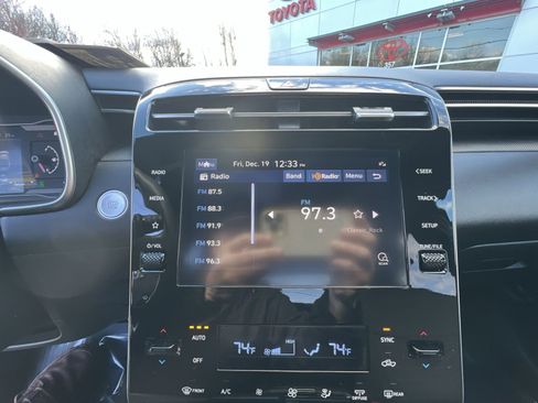 Used 2024 Hyundai Santa Cruz SEL image 18