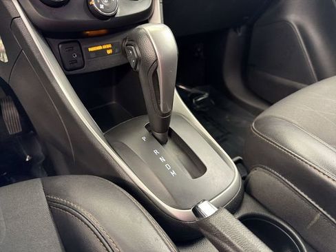 Used 2021 Chevrolet Trax LT AWD/4WD image 25