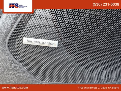 Used 2016 Subaru Legacy 3.6R Limited image 21