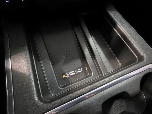 Used 2021 GMC Sierra 1500 AT4 w/ AT4 Preferred Package AWD/4WD image 54