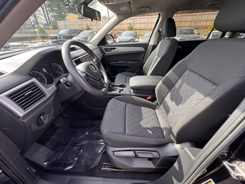 Used 2019 Volkswagen Atlas S w/ Towing Package image 17