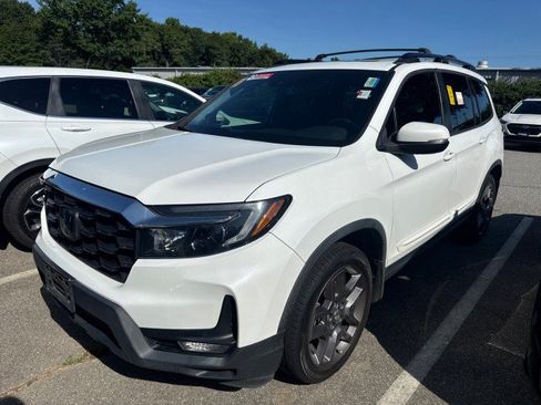 Certified 2022 Honda Passport EX-L image 2