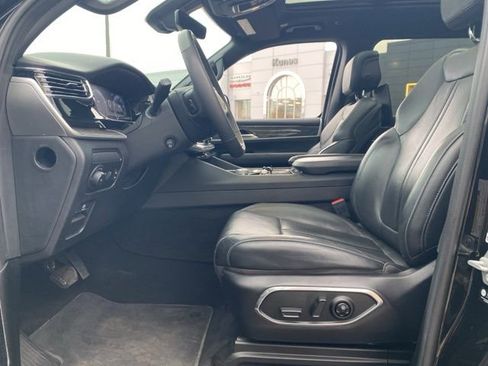 Used 2022 Jeep Wagoneer Series II w/ Premium Group I image 25