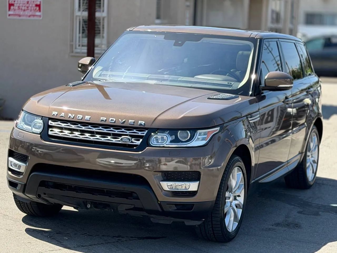 Used 2014 Land Rover Range Rover Sport HSE AWD/4WD image 8