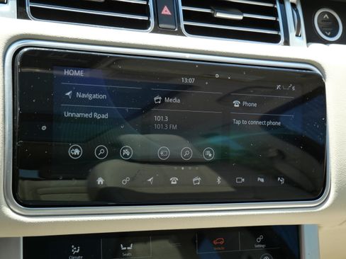 Used 2021 Land Rover Range Rover AWD/4WD image 22