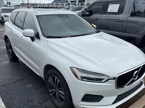 Used 2019 Volvo XC60 T6 Momentum w/ Premium Package AWD/4WD image 2