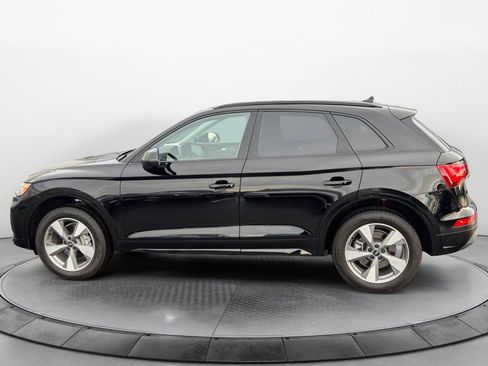 Used 2025 Audi Q5 2.0T Premium w/ Convenience Plus Package image 4