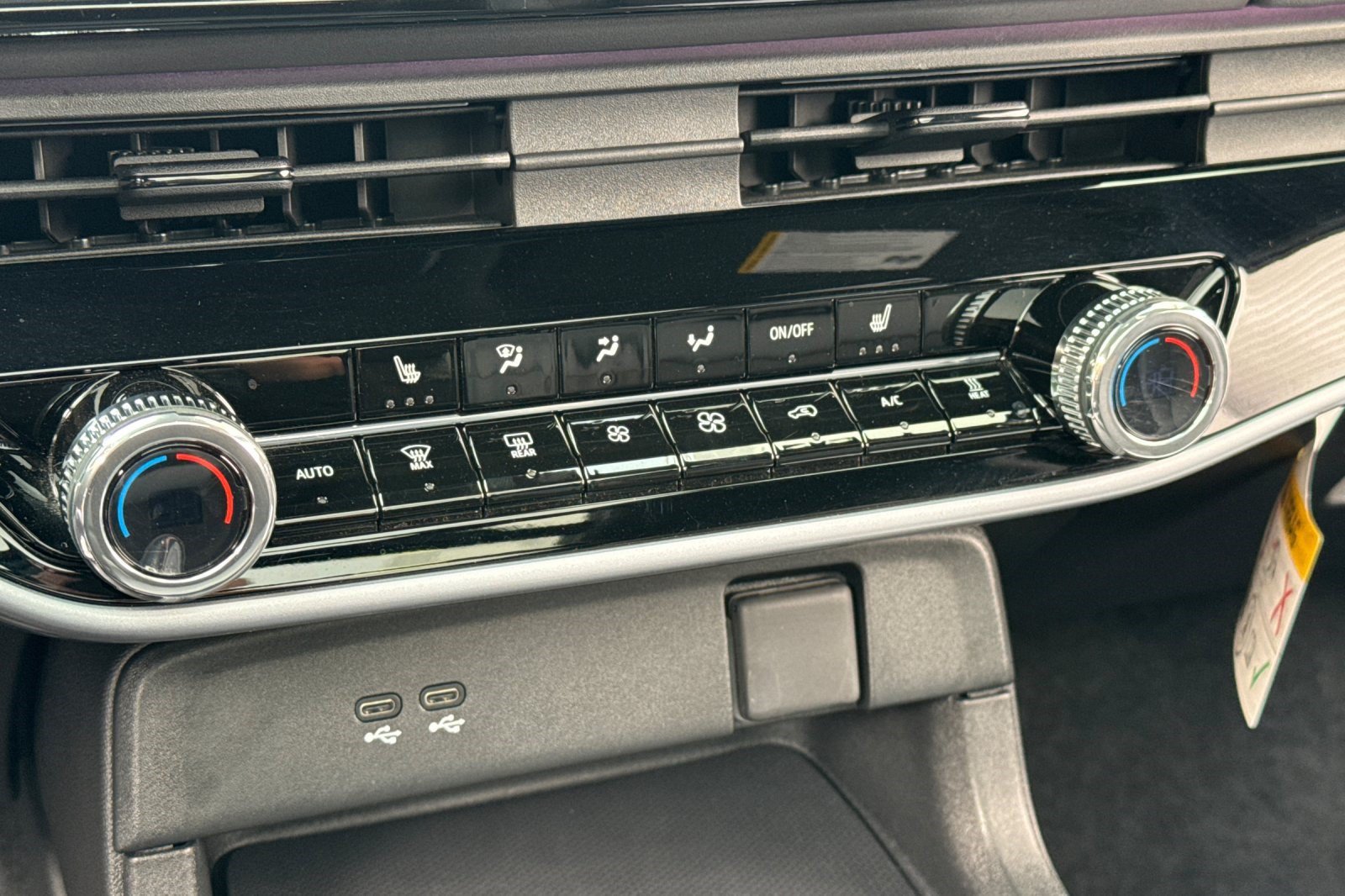 Certified 2024 Honda Prologue Touring image 18