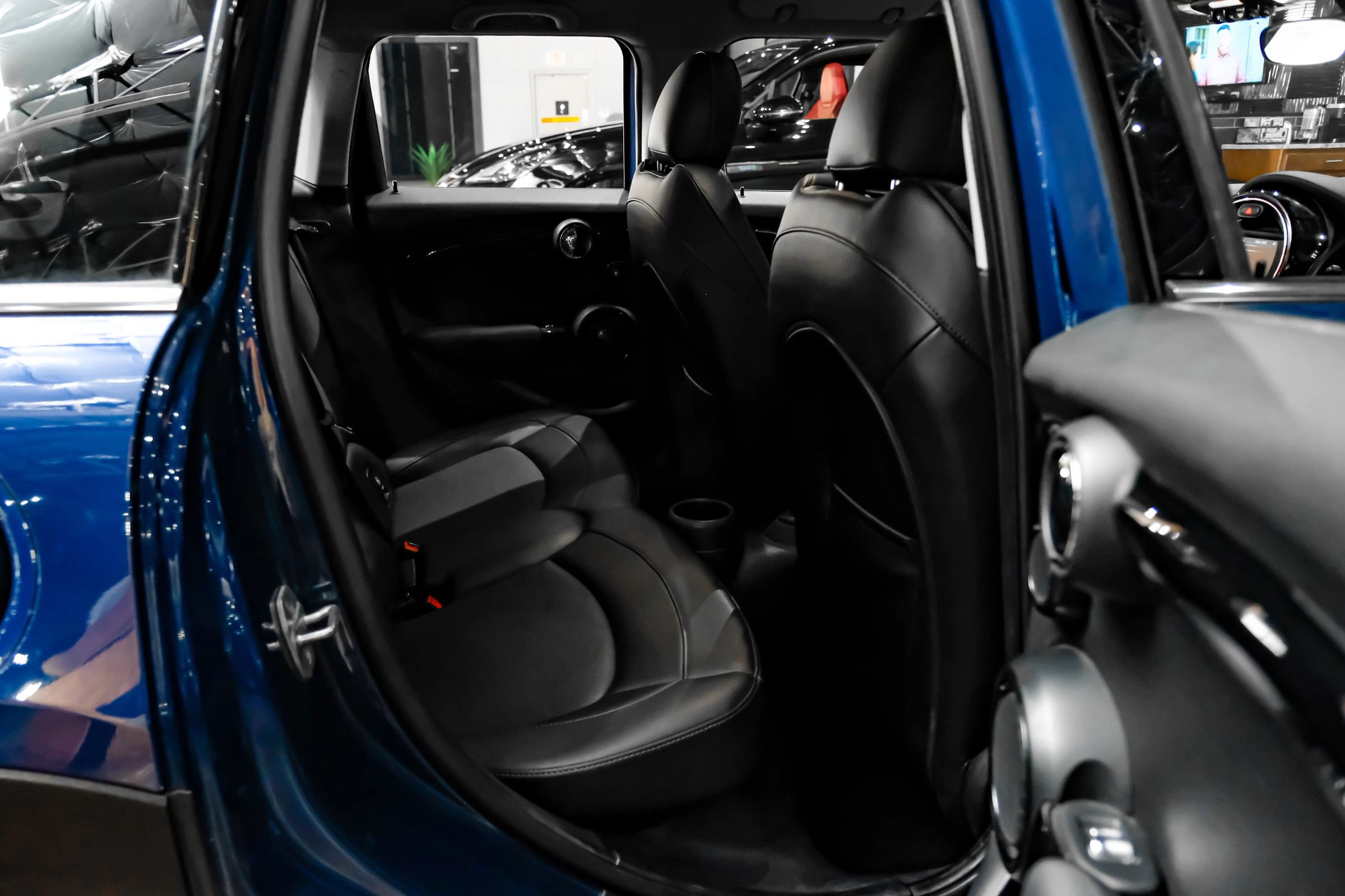 Used 2018 MINI Cooper S w/ Premium Package FWD image 42