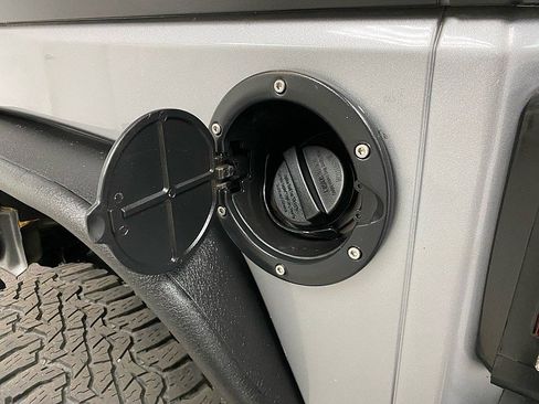 Used 2013 Jeep Wrangler Unlimited Sport image 27