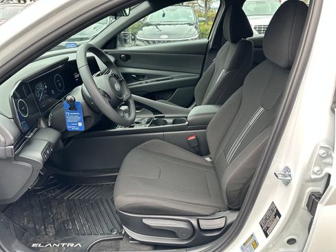 New 2026 Hyundai Elantra Sport FWD image 12