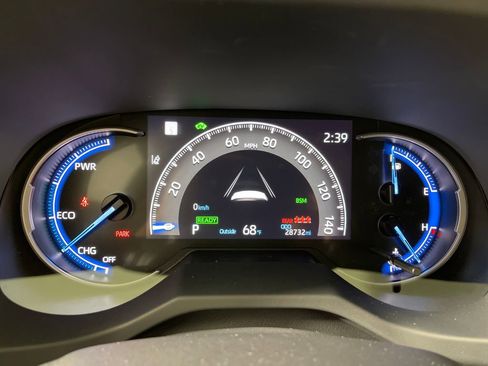Certified 2024 Toyota RAV4 XLE Premium w/ Weather Package AWD/4WD image 18