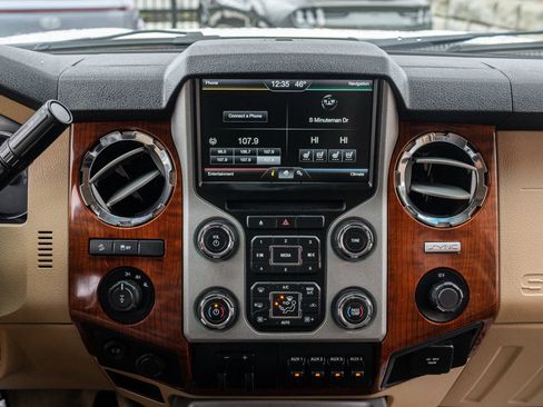 Used 2015 Ford F350 King Ranch image 31