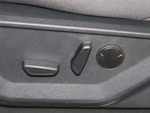 Used 2025 Ford F150 XLT w/ Equipment Group 302A MID image 16