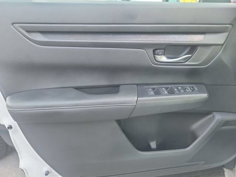 Used 2025 Honda CR-V EX image 12