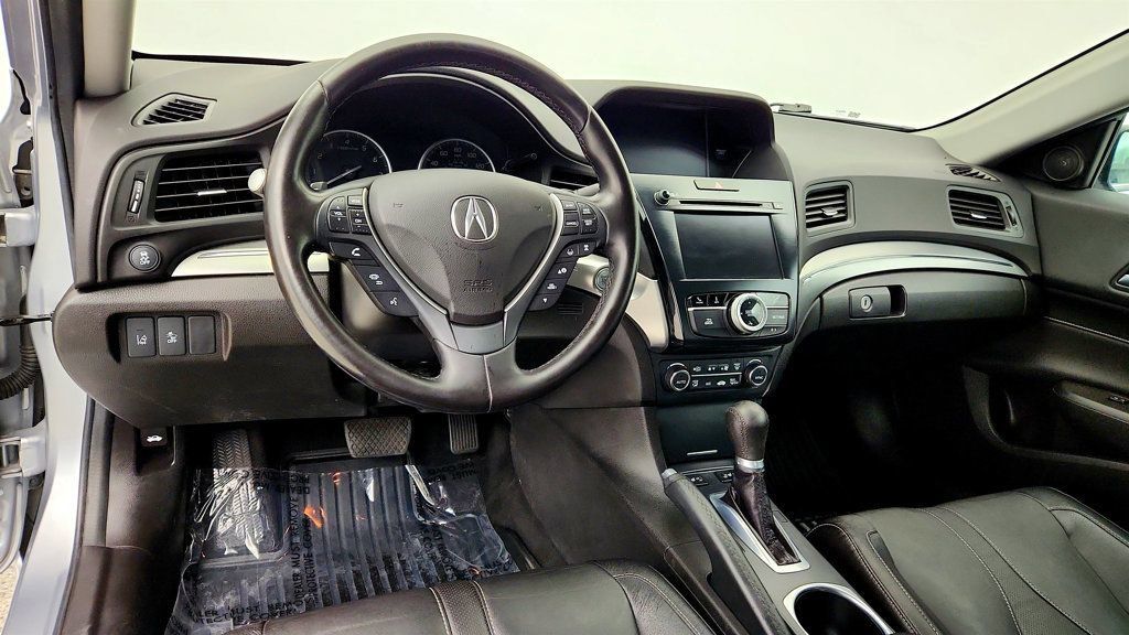 Used 2021 Acura ILX w/ Technology Package FWD image 13
