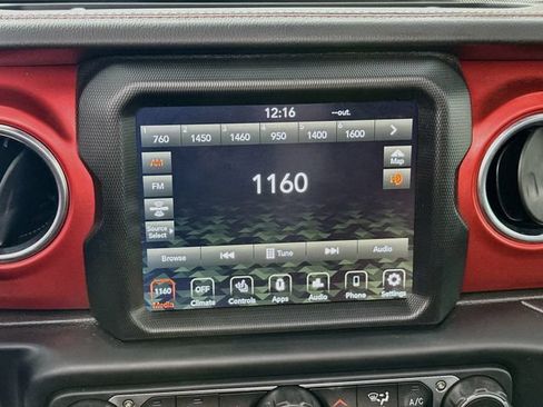 Used 2022 Jeep Wrangler Unlimited Rubicon w/ Steel Bumper Group AWD/4WD image 12