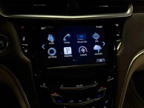 Used 2016 Cadillac XTS Premium image 26