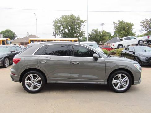 Used 2022 Audi Q3 2.0T Premium Plus w/ Premium Plus Package image 5