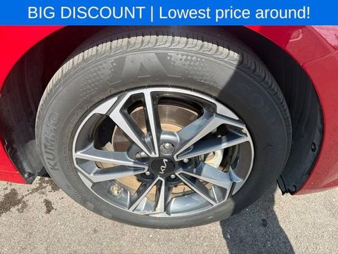 Used 2024 Kia Forte LXS FWD image 5