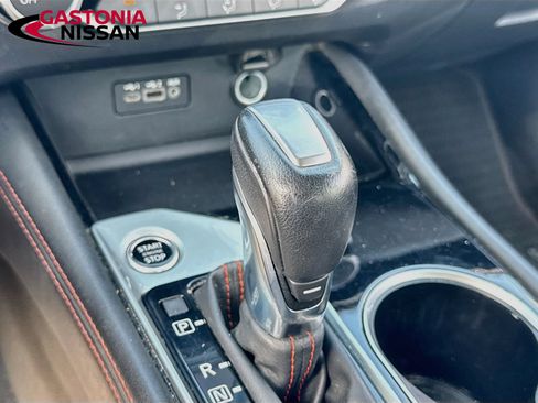 Used 2024 Nissan Altima 2.5 SR FWD image 19