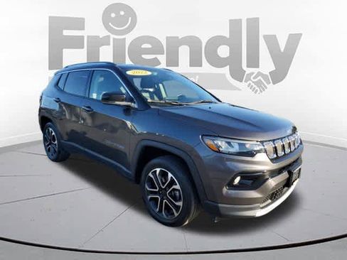 Certified 2022 Jeep Compass Limited image 7