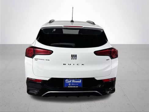 Used 2024 Buick Encore GX Sport Touring image 7