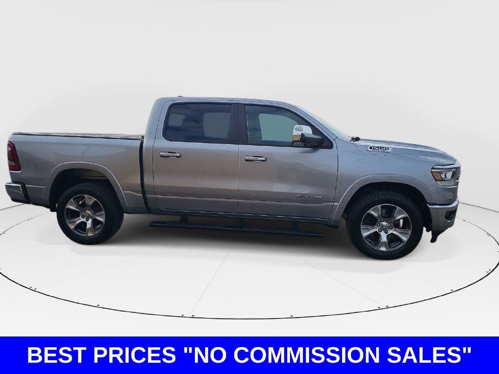 Used 2019 RAM 1500 Laramie AWD/4WD image 2