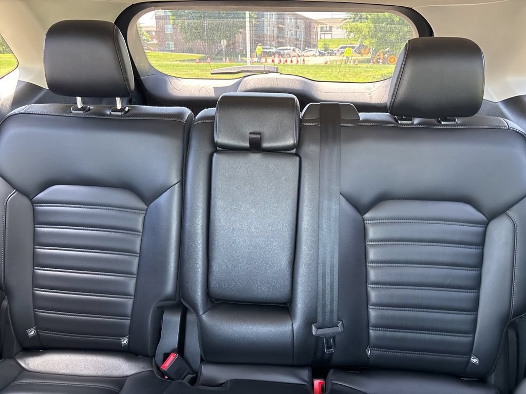 Used 2023 Ford Edge SEL AWD/4WD image 32