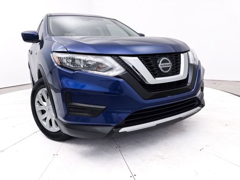 Used 2020 Nissan Rogue S image 6