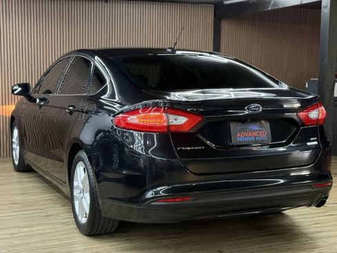 Used 2015 Ford Fusion SE w/ Equipment Group 202A FWD image 10