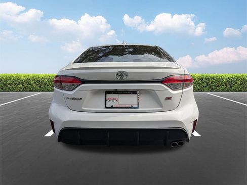 Certified 2024 Toyota Corolla SE image 5