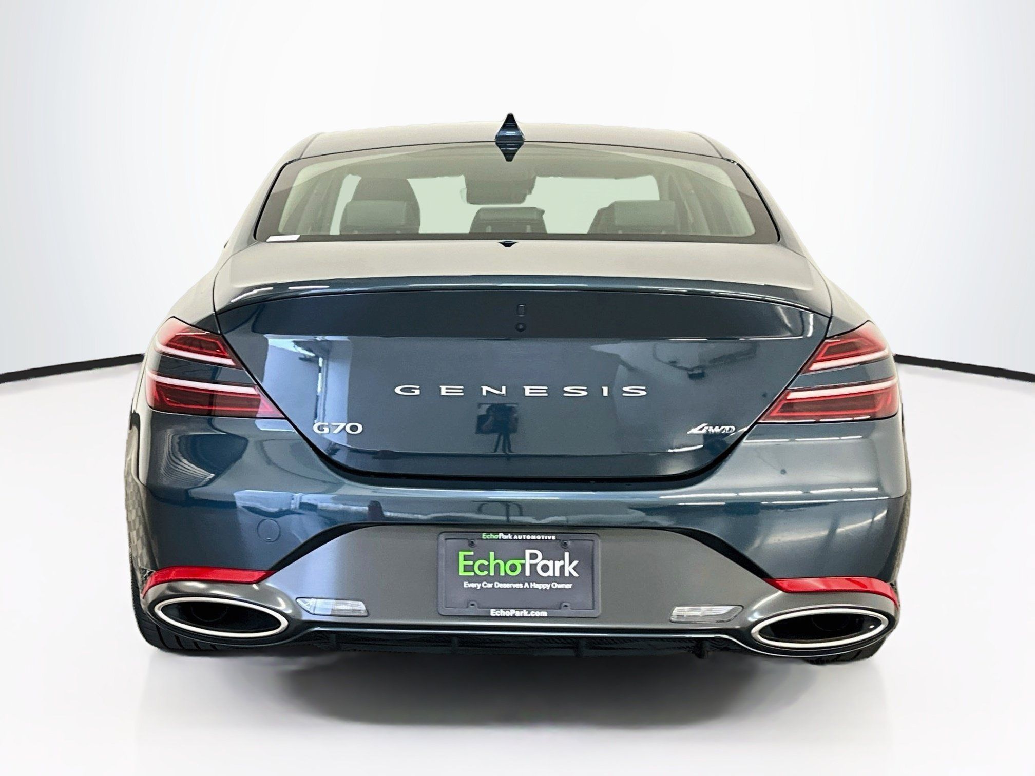 Used 2025 Genesis G70 2.5T AWD/4WD image 7