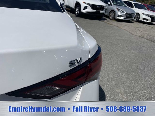 Used 2024 Nissan Sentra SV FWD image 6