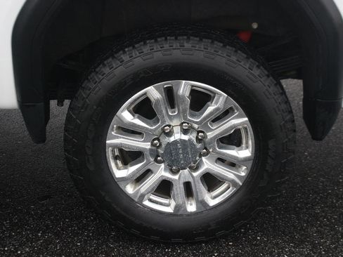 Used 2023 GMC Sierra 3500 Denali image 39