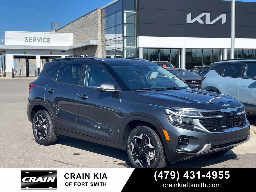 Certified 2025 Kia Seltos S AWD/4WD image 1