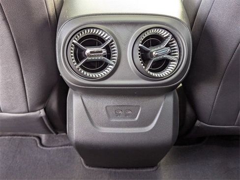 Used 2024 Chevrolet Blazer EV LT image 12