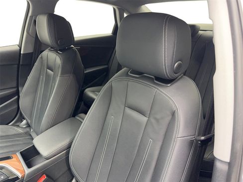 Used 2023 Audi A4 2.0T Premium w/ Convenience Package image 24