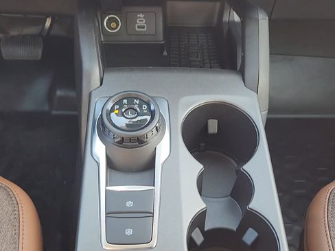 New 2025 Ford Bronco Sport Outer Banks w/ Sasquatch Outer Banks Package image 18