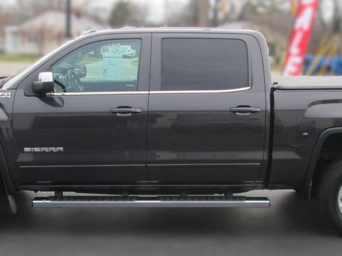 Used 2014 GMC Sierra 1500 SLE image 4