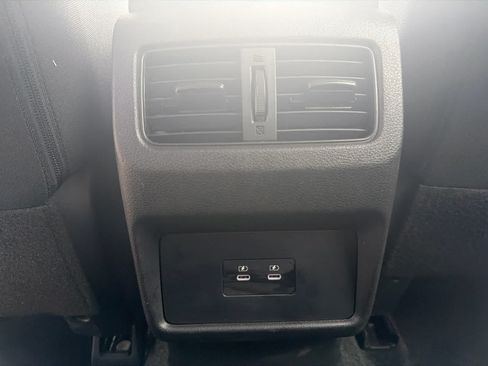 Used 2025 Nissan Rogue SV FWD image 26