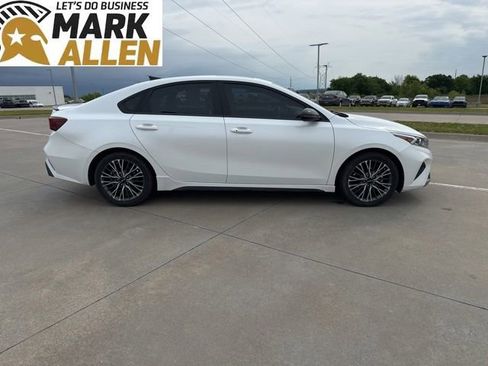 Used 2023 Kia Forte GT-Line w/ GT-Line Premium Package FWD image 6