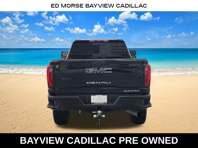 Used 2025 GMC Sierra 3500 Denali Ultimate AWD/4WD image 4