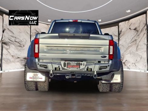 Used 2022 Ford F450 Platinum w/ FX4 Off-Road Package image 5