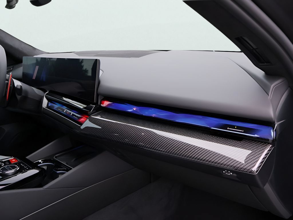 Used 2027 BMW M5 Touring AWD/4WD image 10