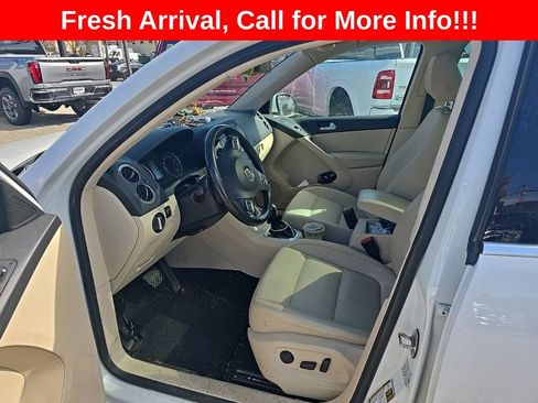 Used 2017 Volkswagen Tiguan Wolfsburg Edition image 8